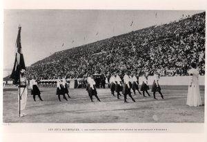 Danske kvinder giver en demonstration af gruppegymnastik ved OL i Athen, fra Les Sports Modernes, 1906